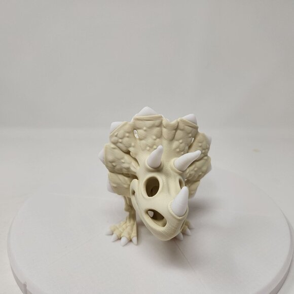 3D Printed Flexi Factory Articulated Triceratops Dinosaur Skeleton 8" x 3.75 - Picture 2 of 6